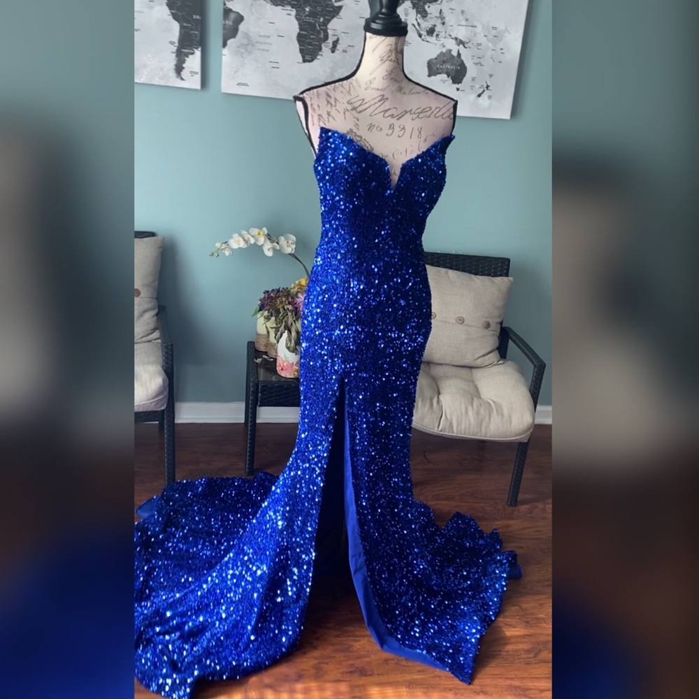 Sparkly blue prom dress formal dress military ball or pageant evening gown - Picture 1 of 4